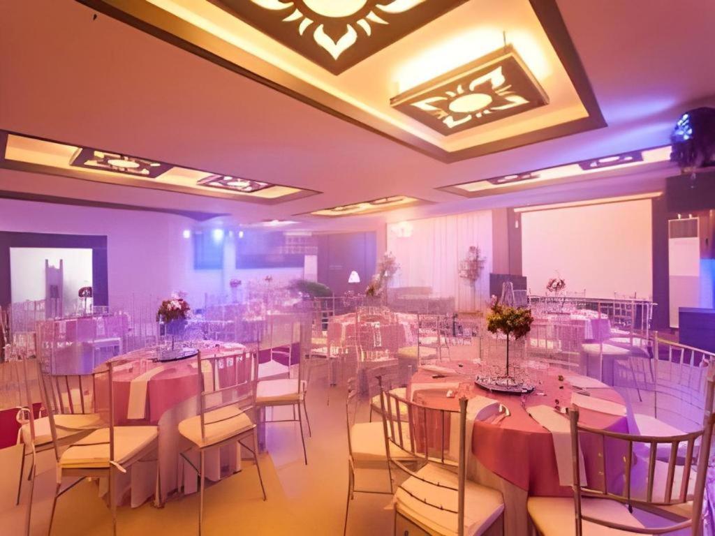 L Square Hotel Tarlac City Extérieur photo