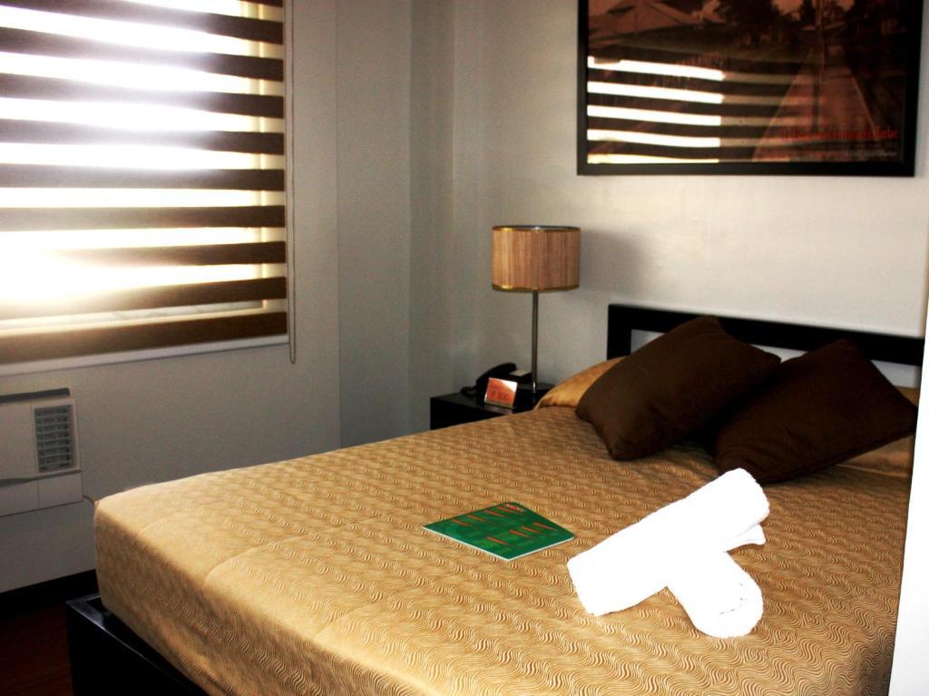 L Square Hotel Tarlac City Chambre photo